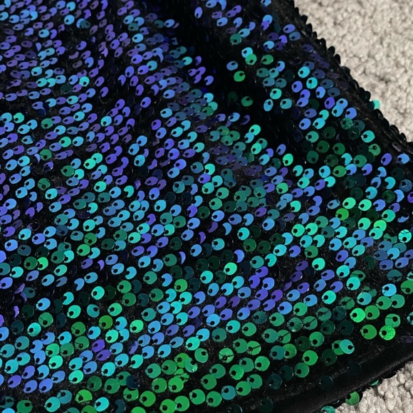 NWOT Green Sequin Long Sleeve Bodycon Dress - Picture 4 of 5